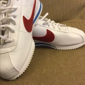 Cortez ‘72 Nike Classic Women’s Sz 6 NEWLY REDUCED!